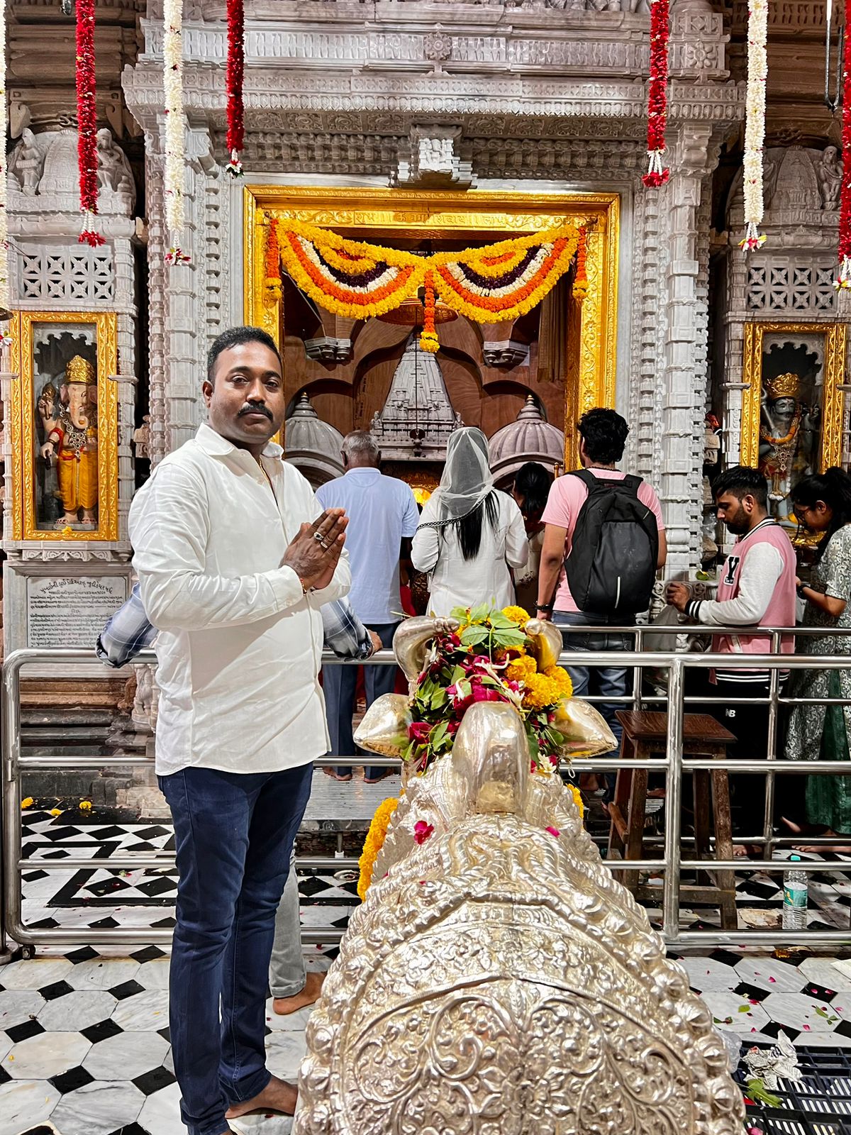 Prayers at Somnath Jyotirlinga Temple
